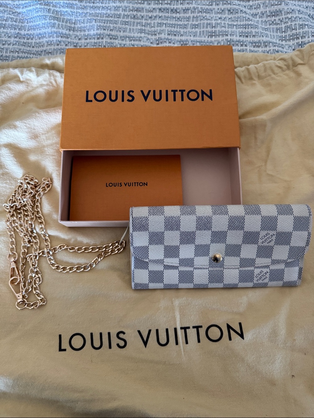 Louise Vuitton Damier azur wallet with authentication